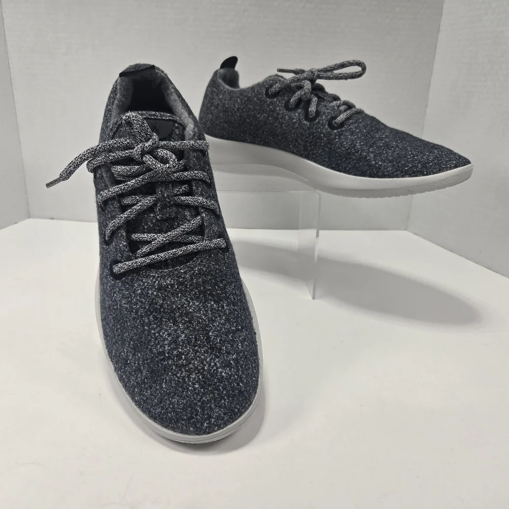 Allbirds Wool Runners Dark Gray Knit Sneakers Size Men's 10 Women's 11.5 - Picture 1 of 11